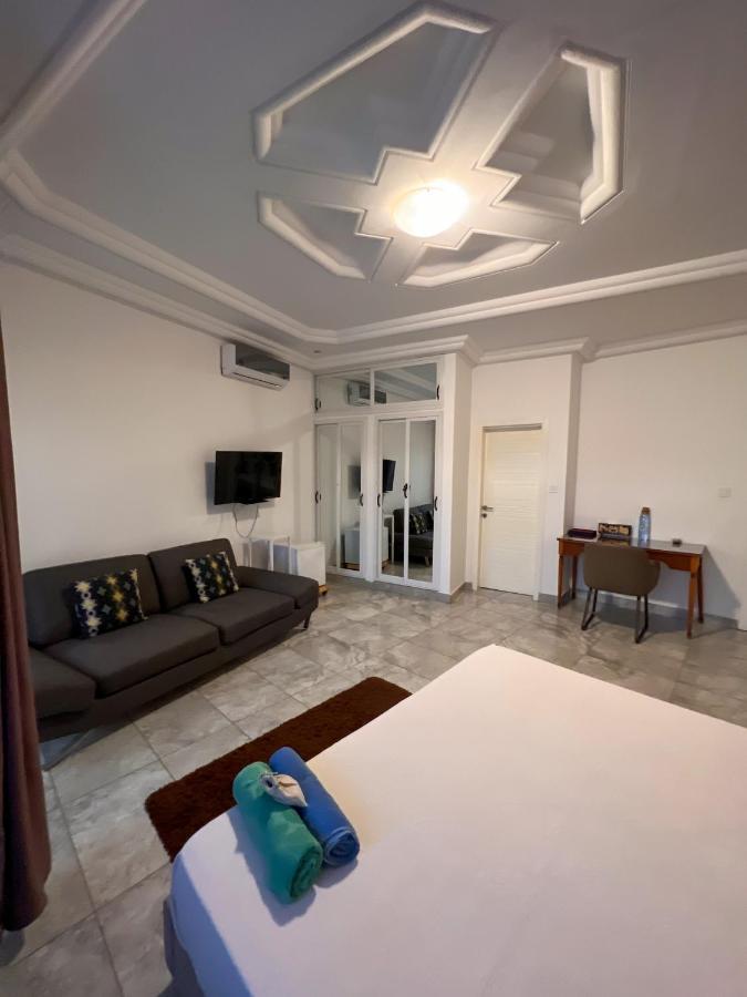 Francesca Guest House Dakar Exteriör bild